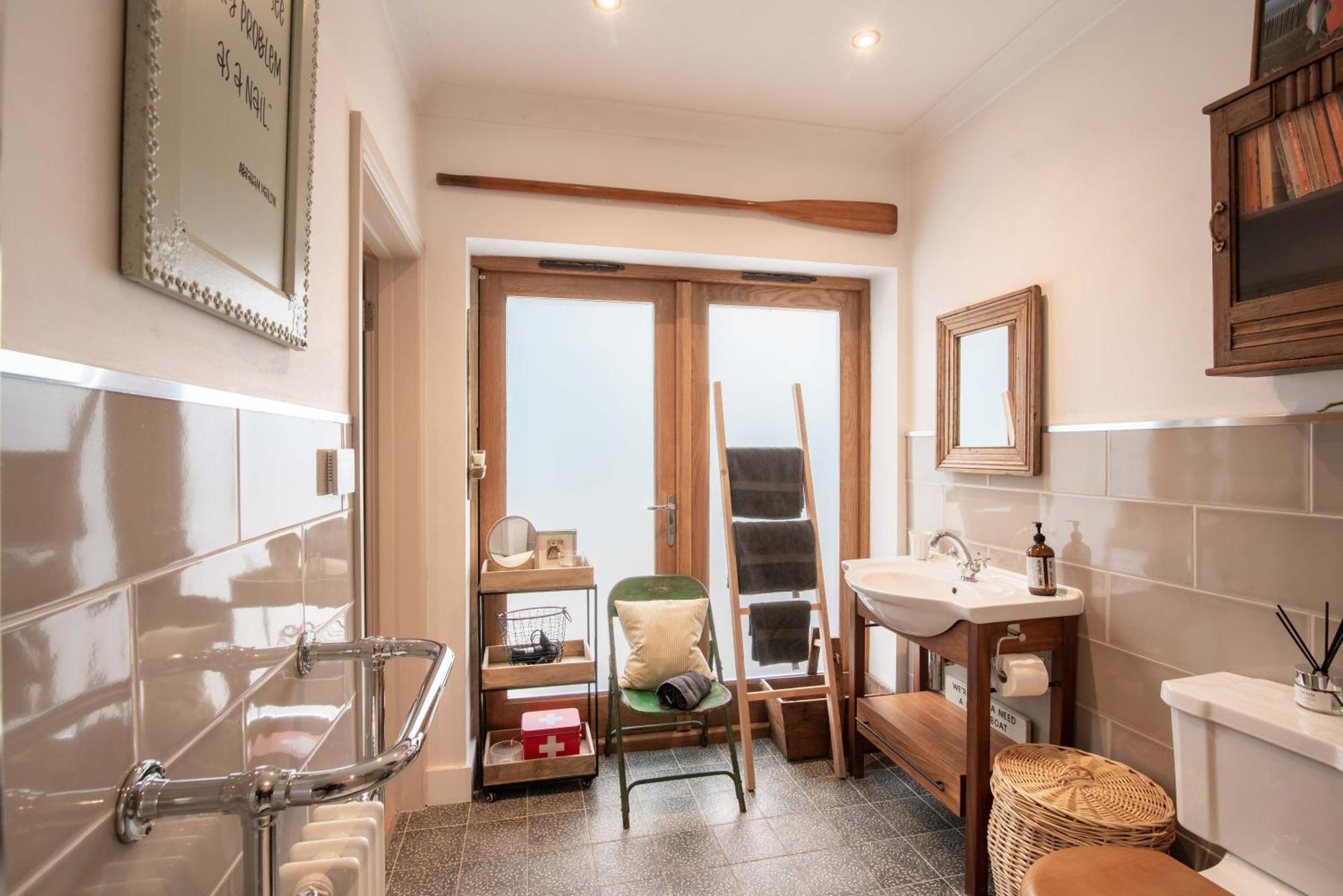 Apartamento Granby Estate The Old Pool House Bradford-On-Avon Exterior foto