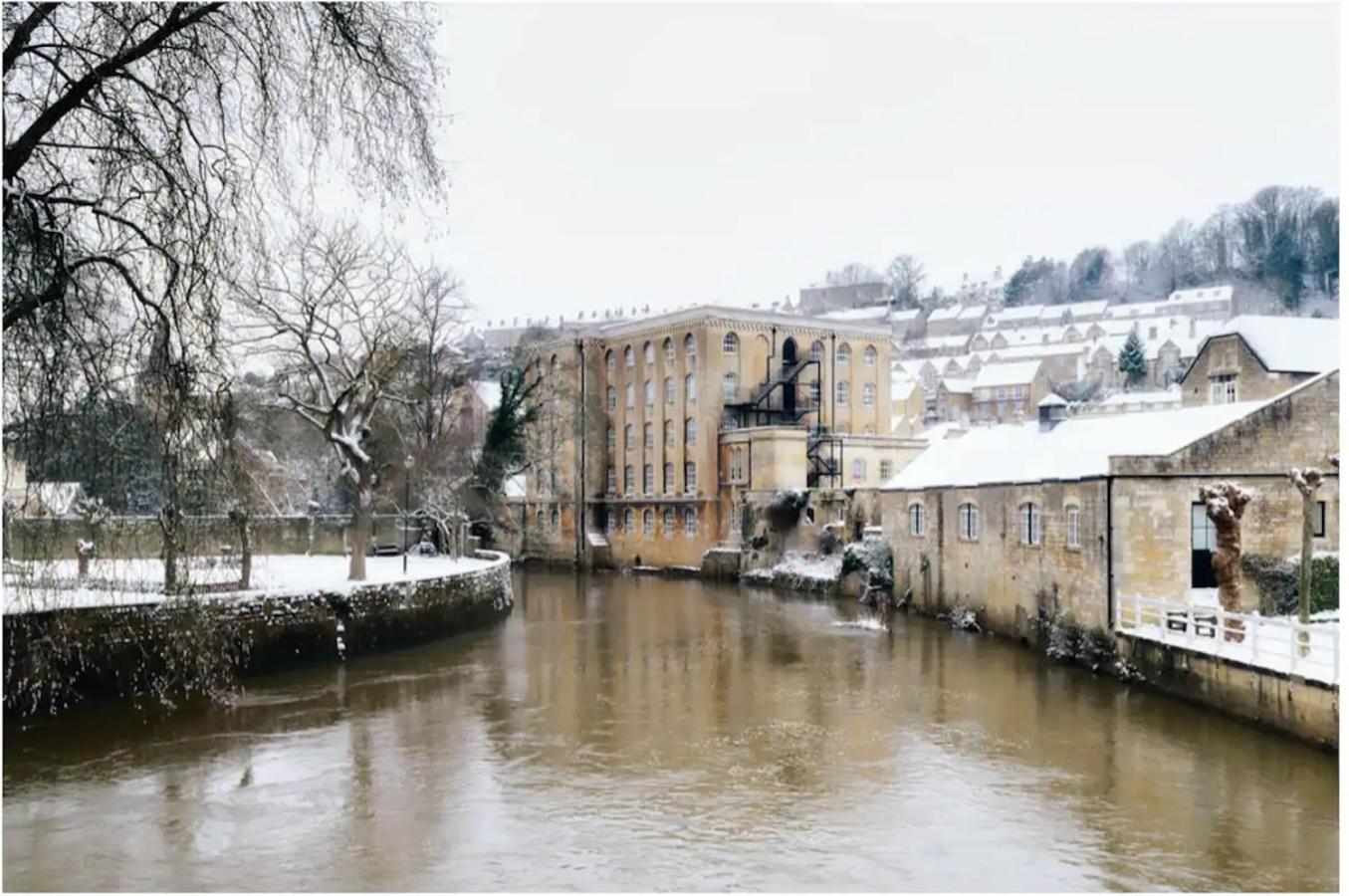Apartamento Granby Estate The Old Pool House Bradford-On-Avon Exterior foto