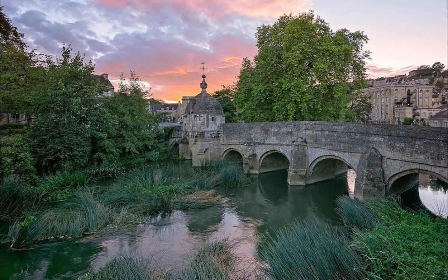 Apartamento Granby Estate The Old Pool House Bradford-On-Avon Exterior foto