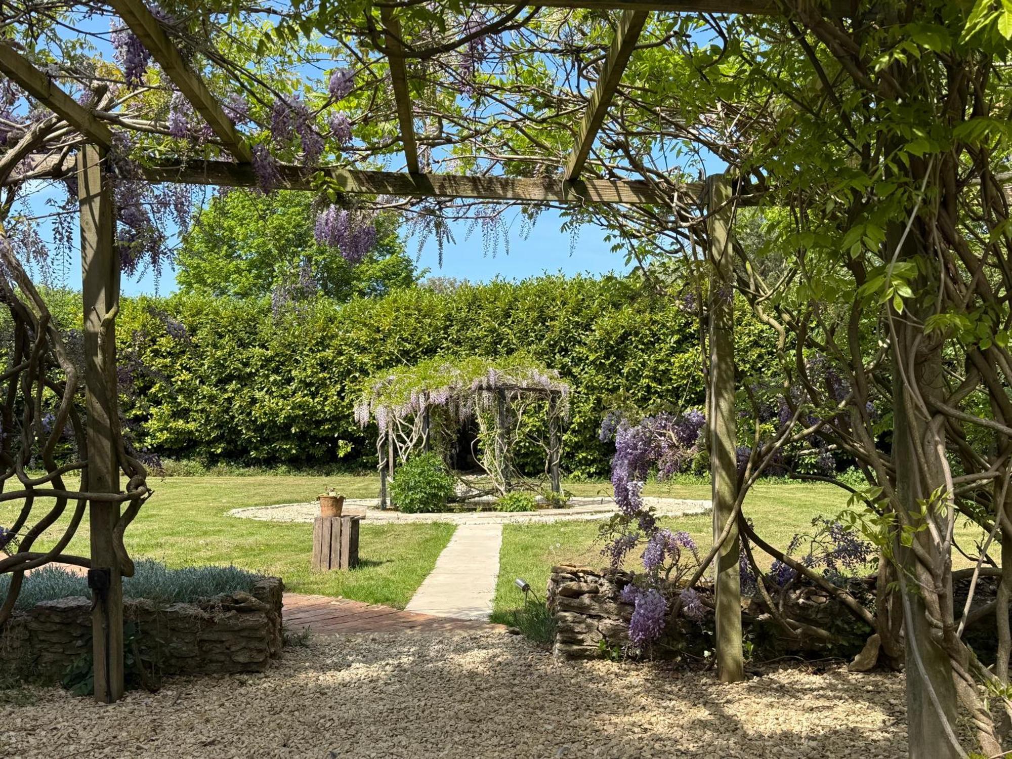 Apartamento Granby Estate The Old Pool House Bradford-On-Avon Exterior foto